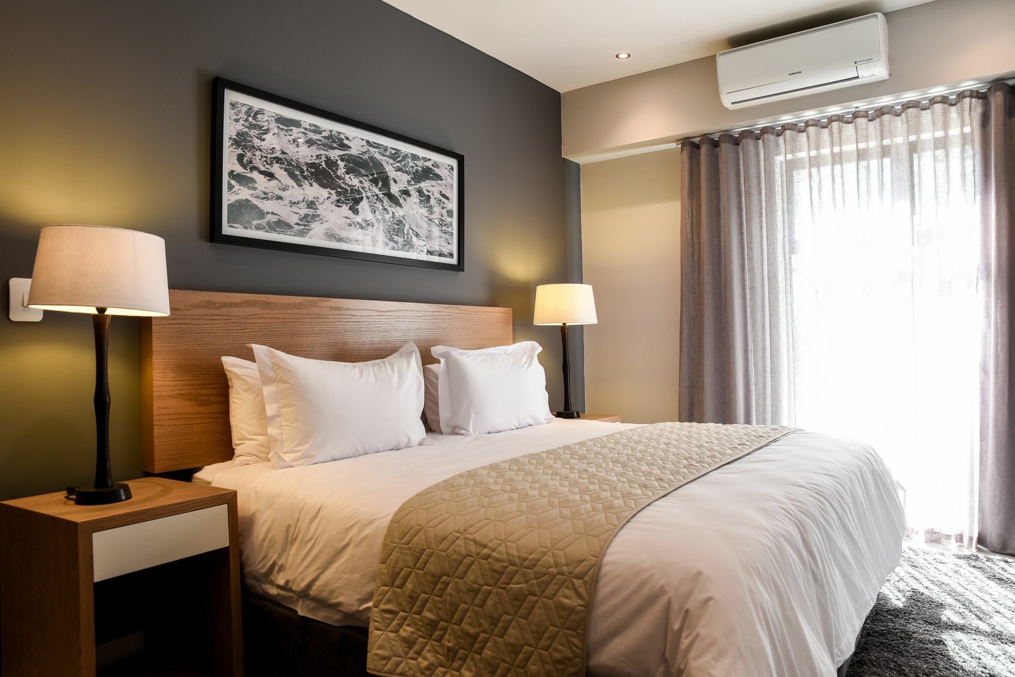 Mint Hotel Rosebank Johannesburg Exterior photo